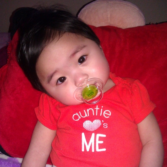 Meet your Posher, Malia - Picture 3 of 3